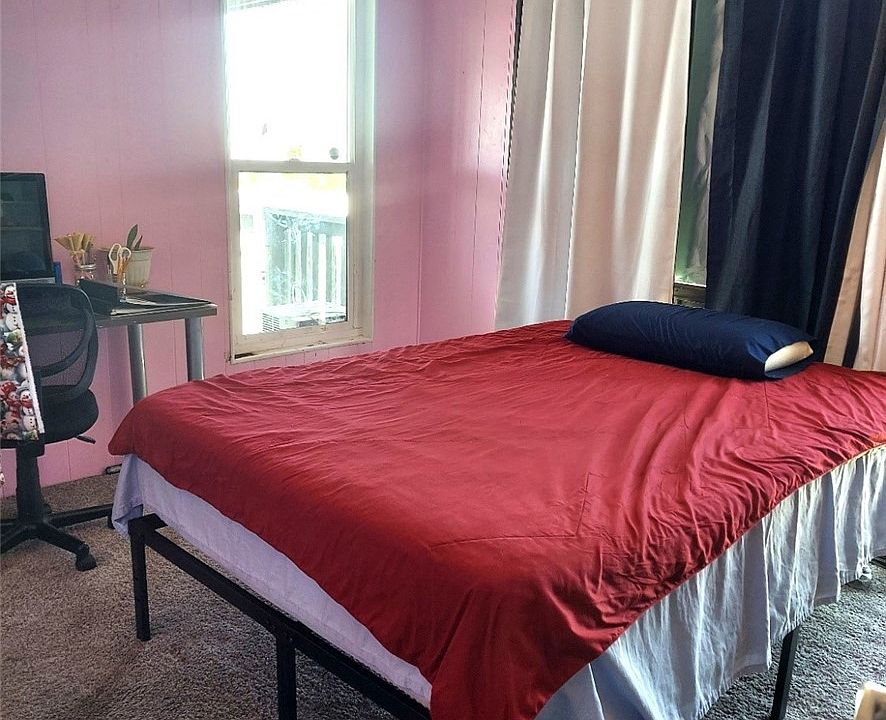 1st image of 9030 Green Rd