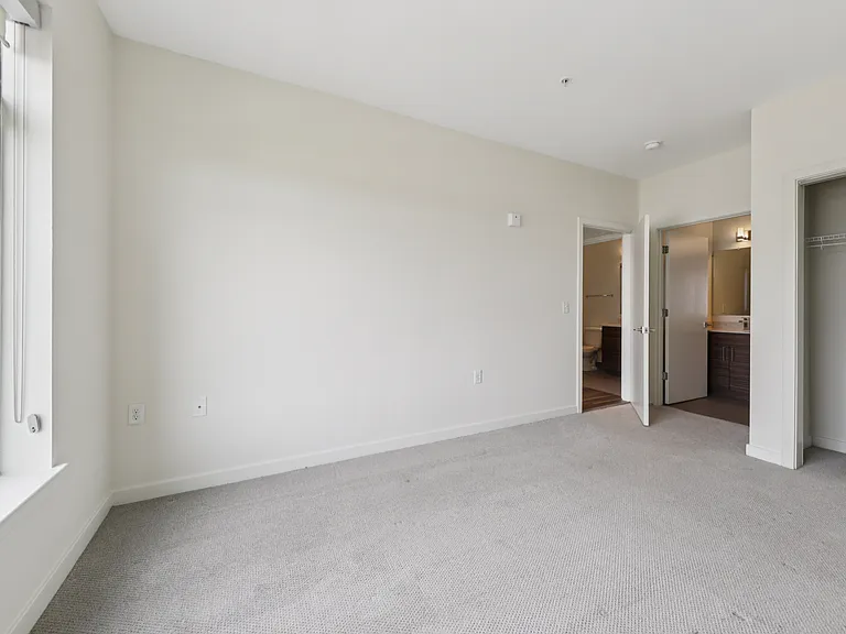 Fahrenheit Apartments — Photo 11