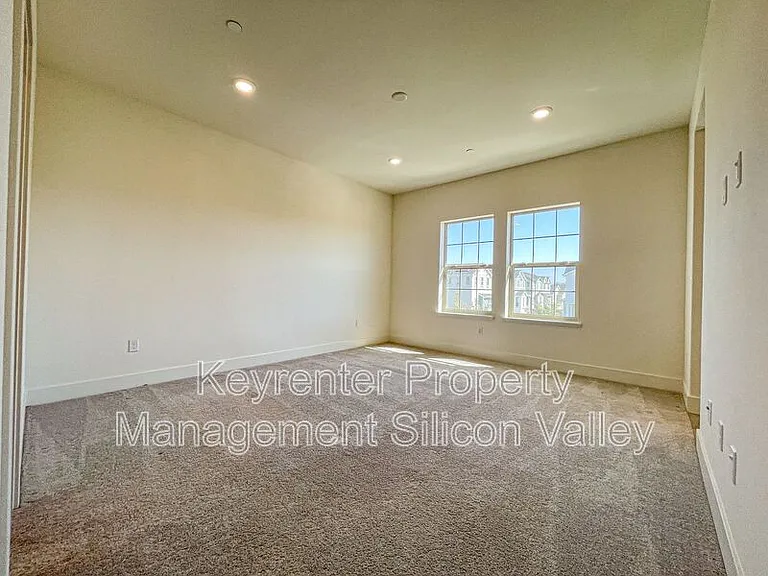 37549 Willow St — Photo 29