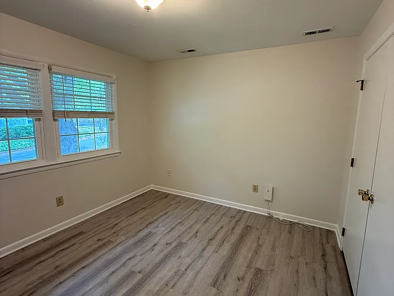 2505 Kilgore Ave — Photo 20