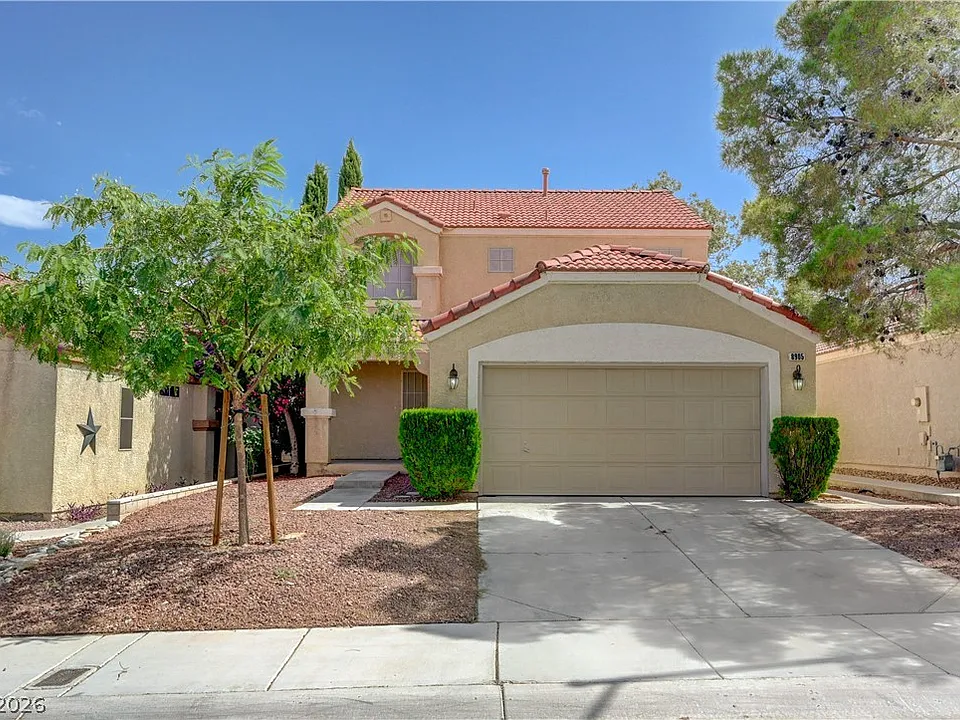 8905 Colorful Pines Ave
