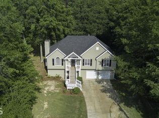 5805 Rolling Oaks Cir, Cumming, GA 30040