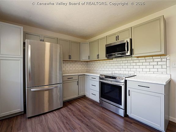 5th image of 5216 Brackenrich Dr