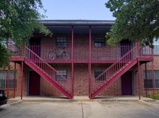 1808 Woodsman Dr APT D, College Station, TX 77840