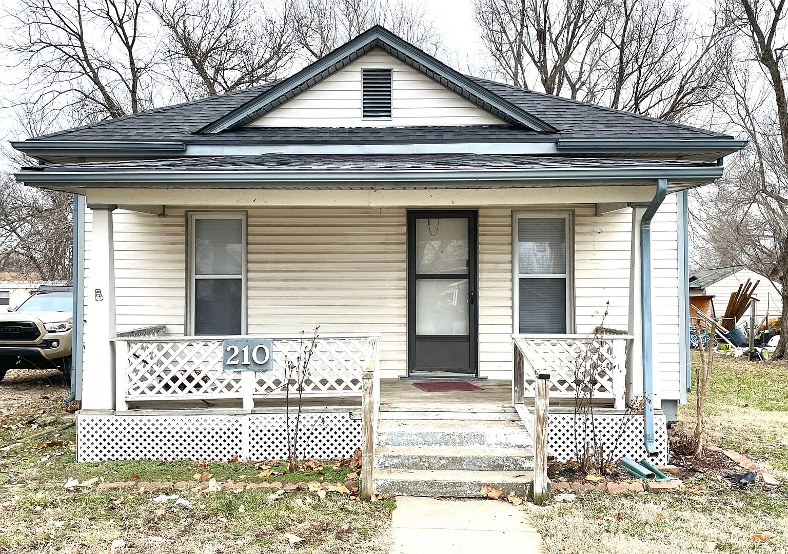 Italian Estates Property Management — Photo 1