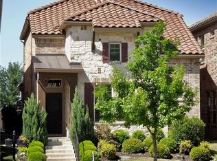 205 Palacio St, Irving, TX 75039