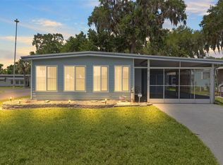 30 Riverview Dr, Fruitland Park, FL 34731