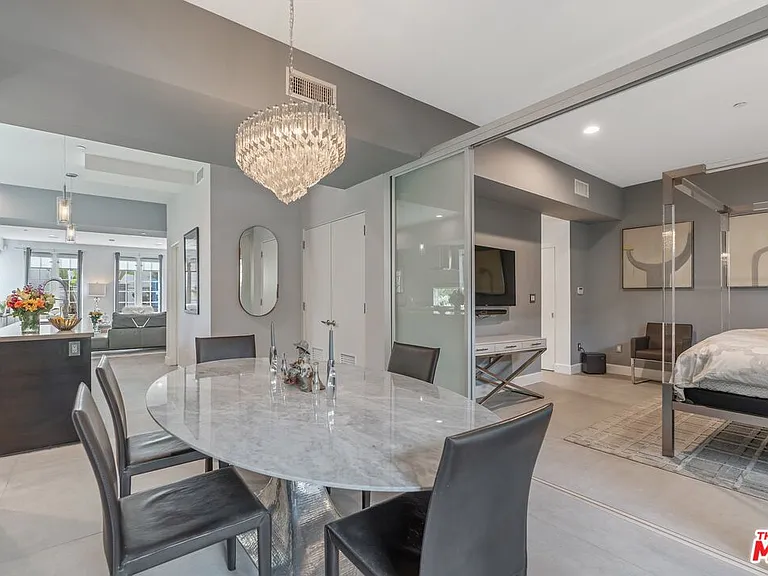1250 N Harper Ave #302 — Photo 16