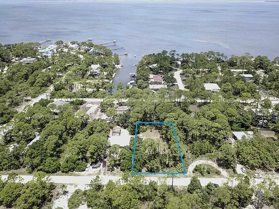 3rd image of 1025 W Bayshore Dr