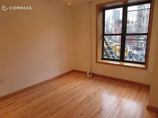 Rented by Compass | media 14