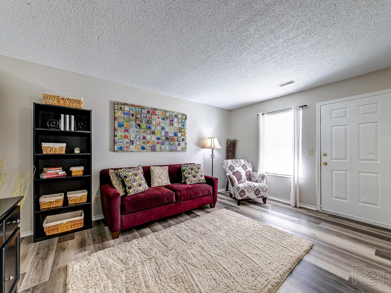 Casalon Parkway Apartments — Photo 2
