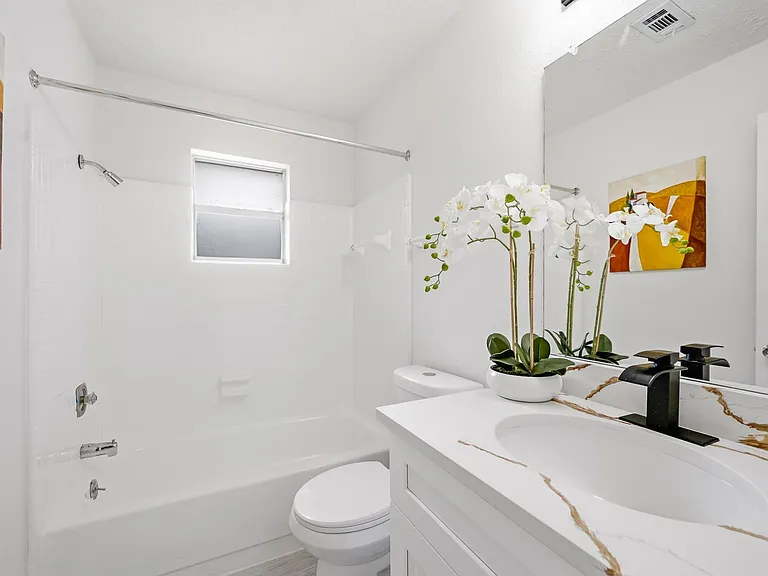 7310 Londres Dr — Photo 14