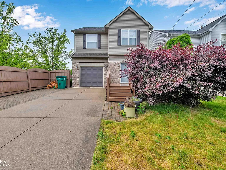 1400 Beaconsfield Ave — Photo 22