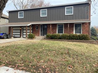 9601 Horton St, Overland Park, KS 66207