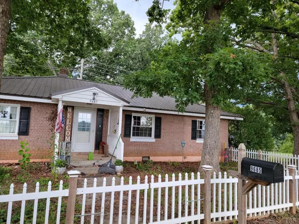 9685 Leesville Rd, Huddleston, VA 24104