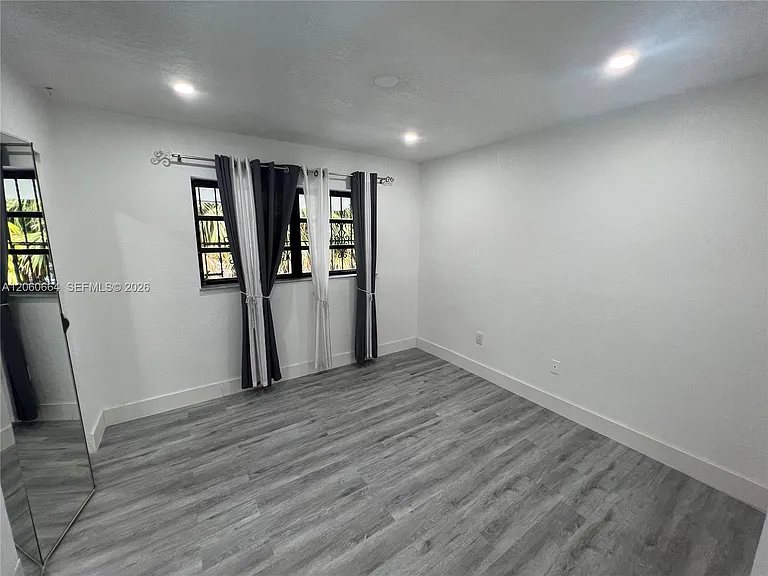 1901 NW South River Dr #35C — Photo 13