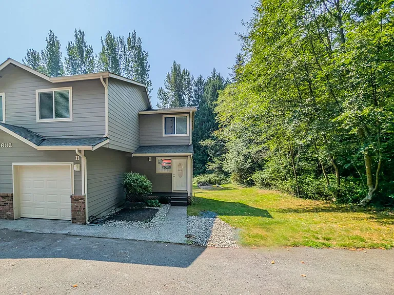 3632 Lakewood Rd — Photo 1