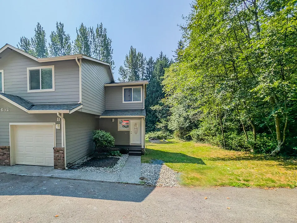 3632 Lakewood Rd