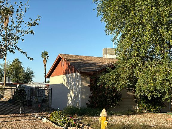 3rd image of 1226 E 11th Pl