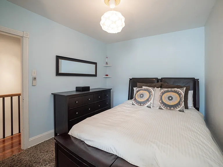 2521 Meredith St — Photo 19
