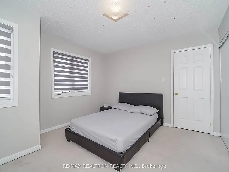 59 Scottsdale Dr — Photo 22