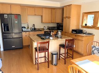 196 Sheridan St APT 1, Portland, ME 04101