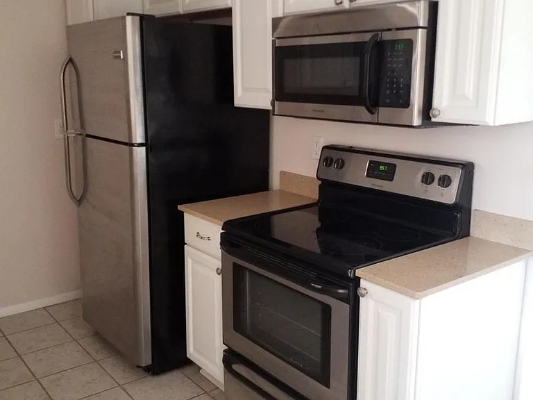 6045 Cannon Ave — Photo 6