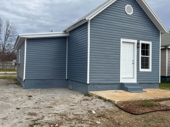 412 West St N, Talladega, AL 35160