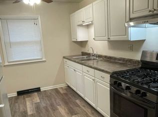 318 S 2nd St, Rochelle, IL 61068