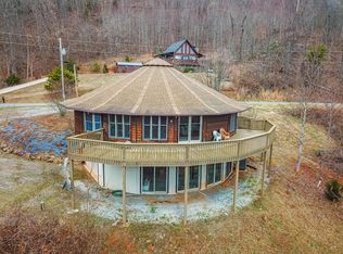 2049 Chimney Rock Rd, New Tazewell, TN 37825