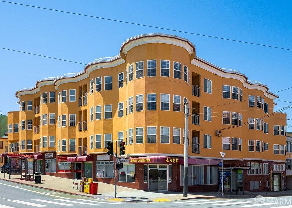 1st image of 499 33rd Ave APT 302