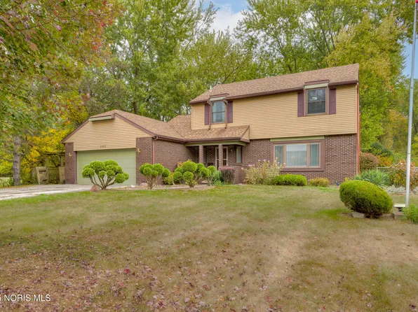 1933 Woodlore Dr, Toledo, OH 43614