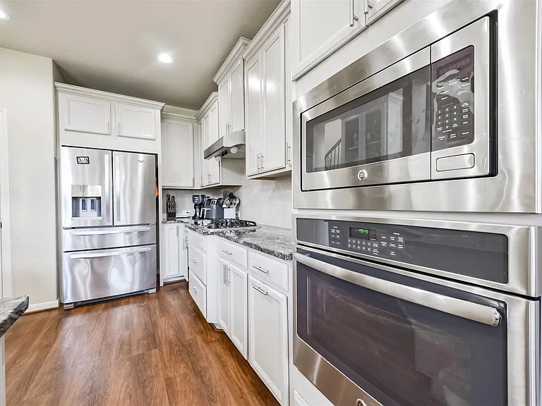 19027 Bowden Harbour Dr — Photo 8