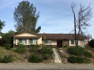 1130 Suburban Hills Dr, Escondido, CA 92027