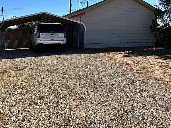 205 Avenue F, Levelland, TX 79336