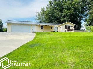 147 Hillcrest Rdg, Montezuma, IA 50171