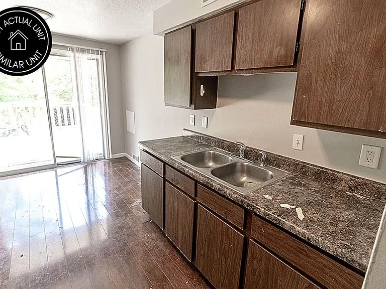 1309 N Golf Blvd #A — Photo 5