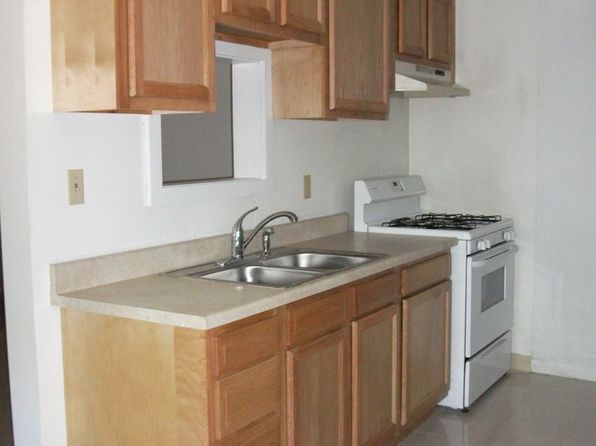 448 Hawley Ave APT 6