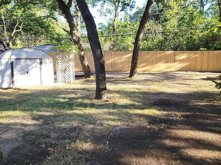 6912 Meadowbrook Dr — Photo 23
