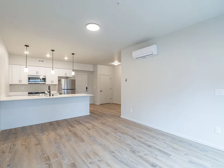 4202 NE Morrow Rd — Photo 33