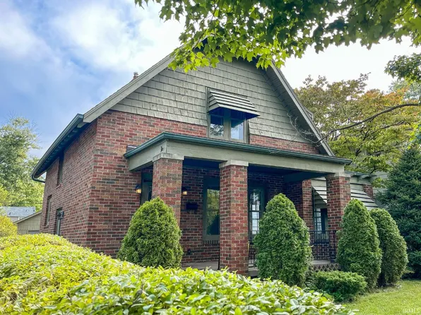 1958 Berkley Pl, South Bend, IN 46616