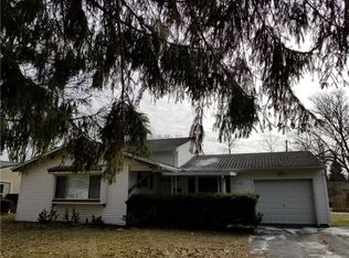 141 Westmar Dr, Rochester, NY 14624