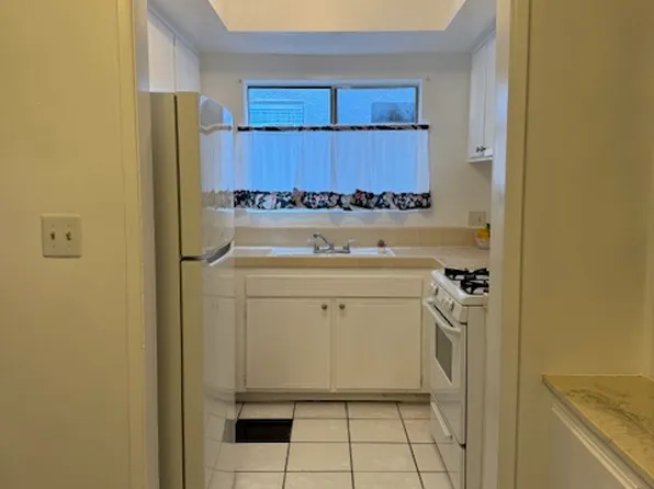 3732 Keystone Ave APT 10, Los Angeles, CA 90034