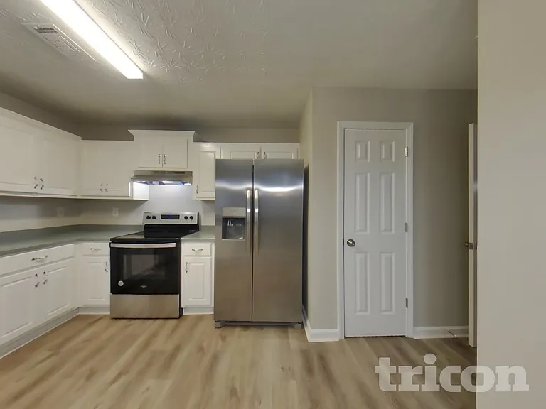 338 Shadowbrooke Cir — Photo 5