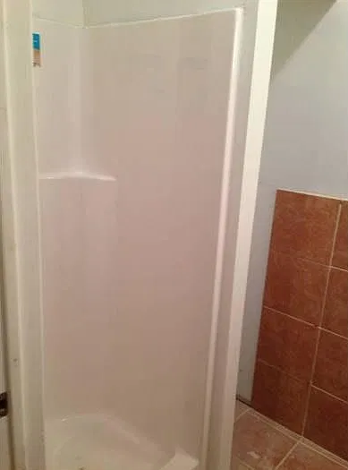 1 bed, 700 sqft, $1,050 — Photo 3