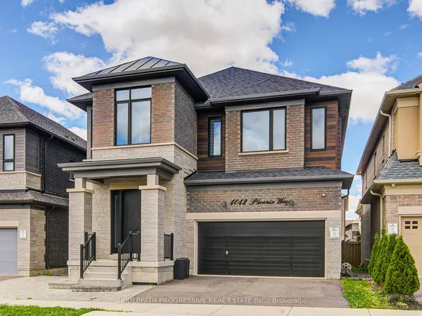 4042 Phoenix Way, Oakville, ON L6H 3R1