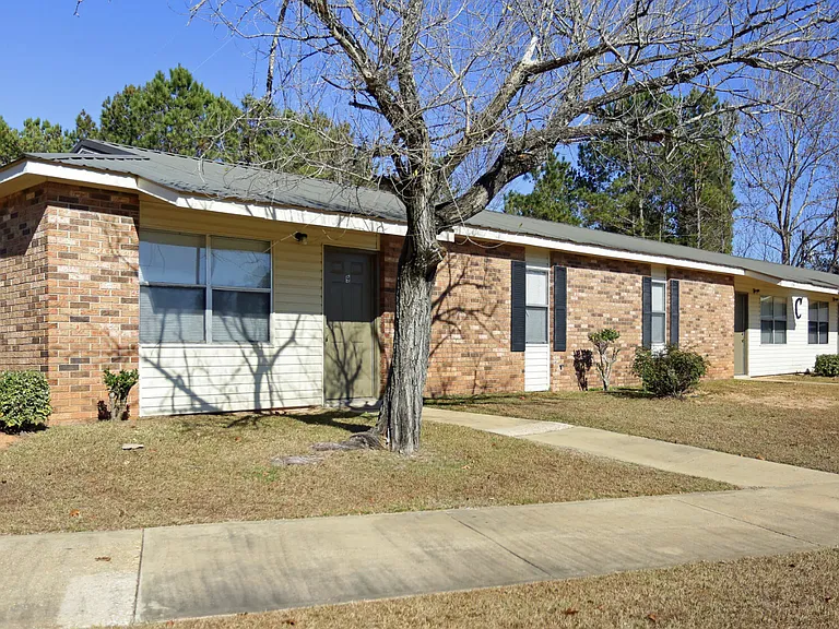 100 Fort Deposit Rd #100 — Photo 1