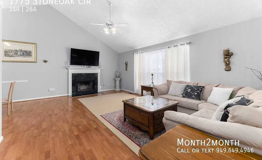 Tranquil Retreat on Stoneoak Cir — Photo 4