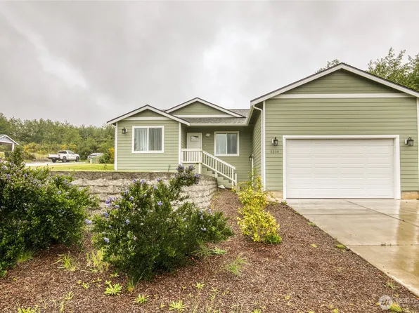 3214 Sanderling Drive, Hoquiam, WA 98550