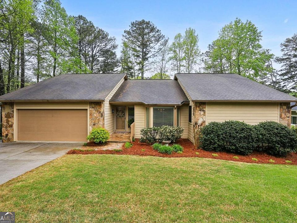 1st image of 817 Muirfield Trl